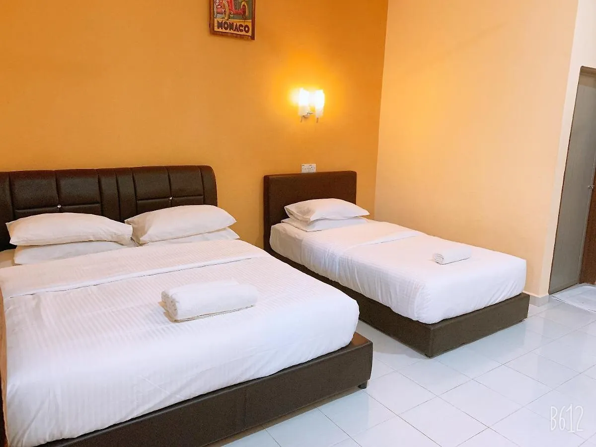 Dhania Cenang Beach Motel Pantai Cenang  2*, Pantai Cenang (Langkawi)